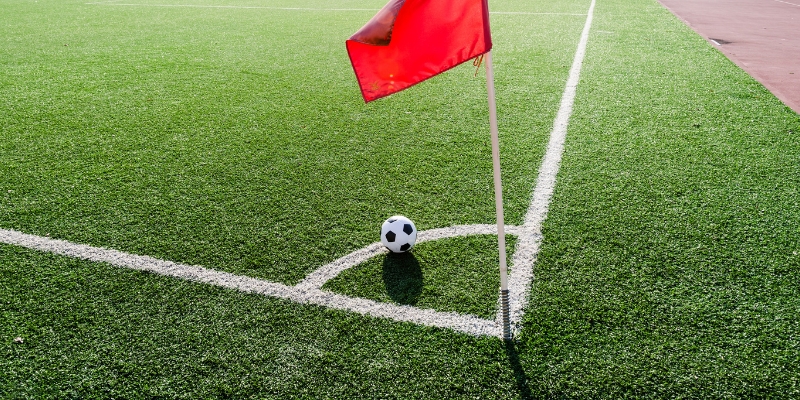 Một số sai lầm khi áp dụng thủ thuật kèo phạt góc